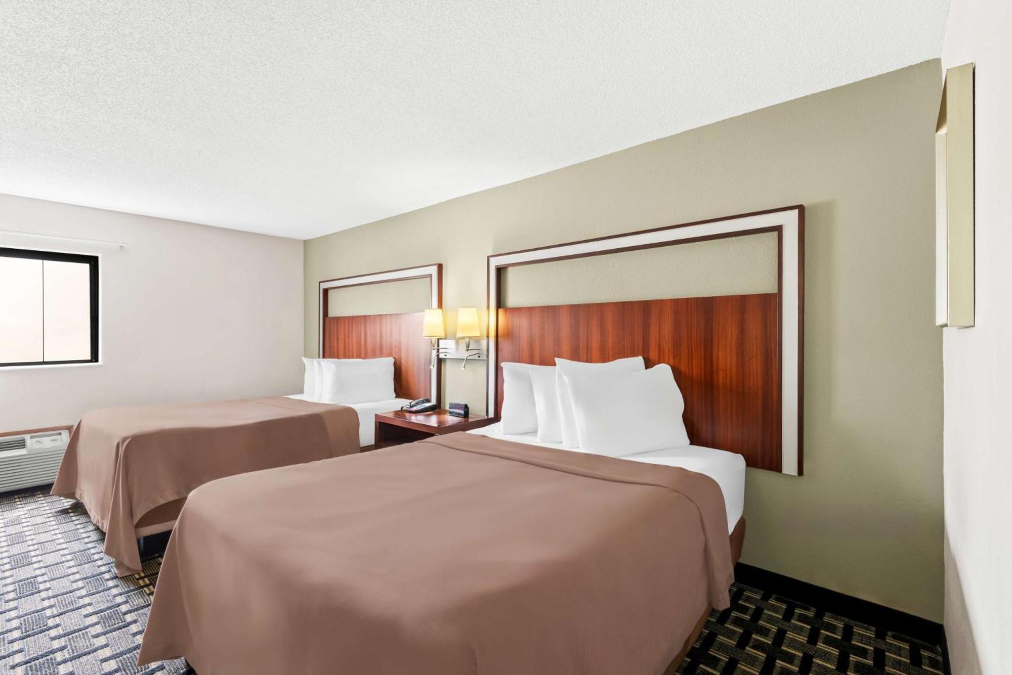 Surestay Hotel By Best Western Manchester Экстерьер фото