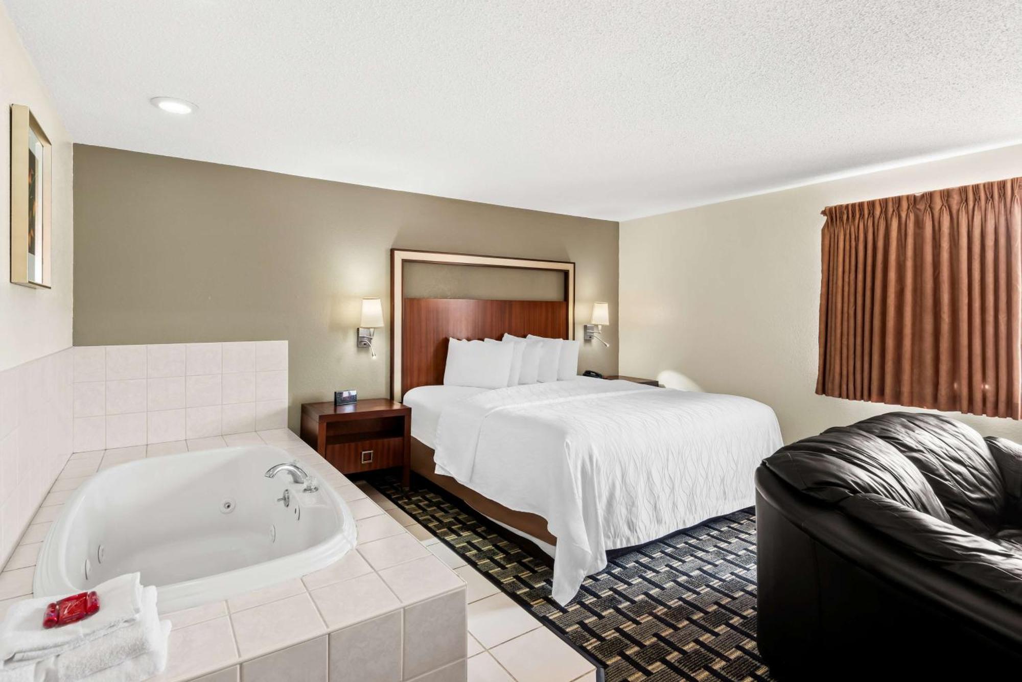 Surestay Hotel By Best Western Manchester Экстерьер фото